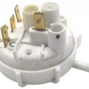 1421571652 1421571652